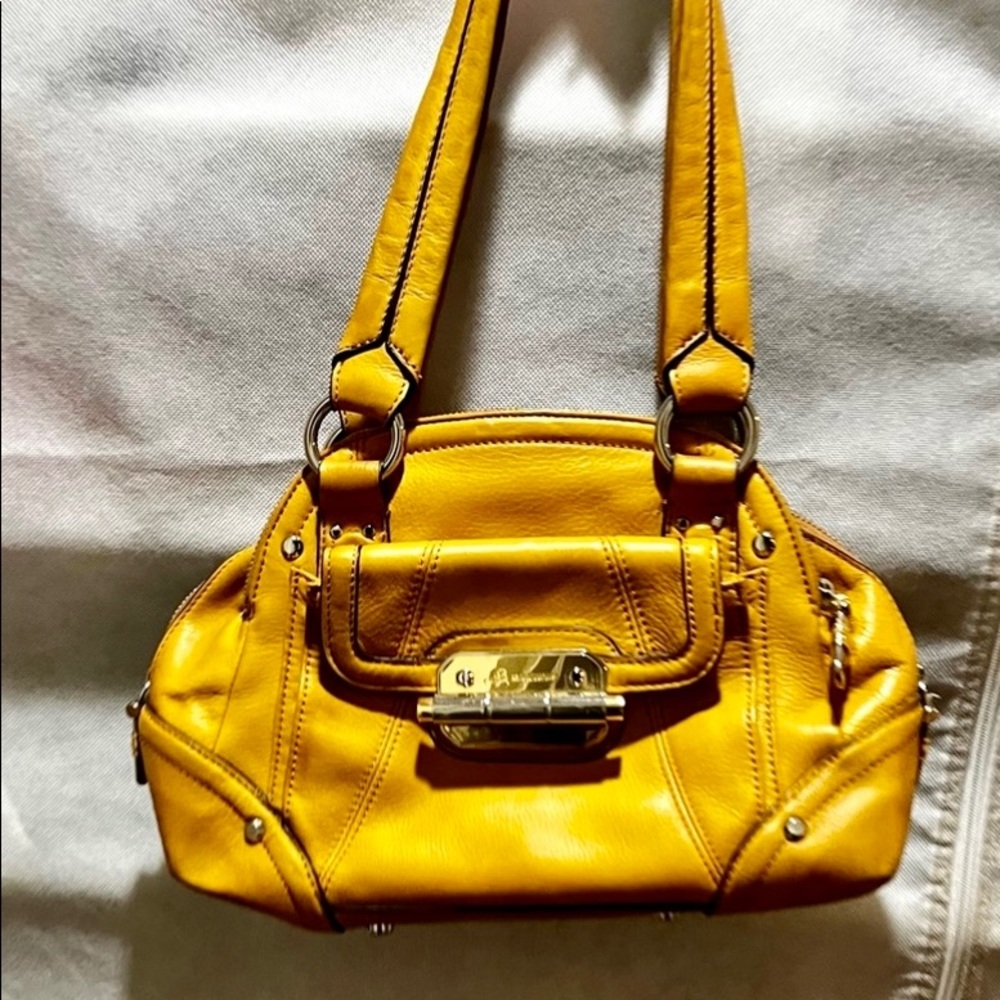 B Makowsky Mustard Color Leather Compact Handbag Gem